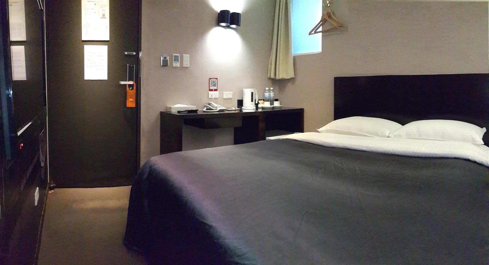 E-House Hotel Taipeh Exterior foto